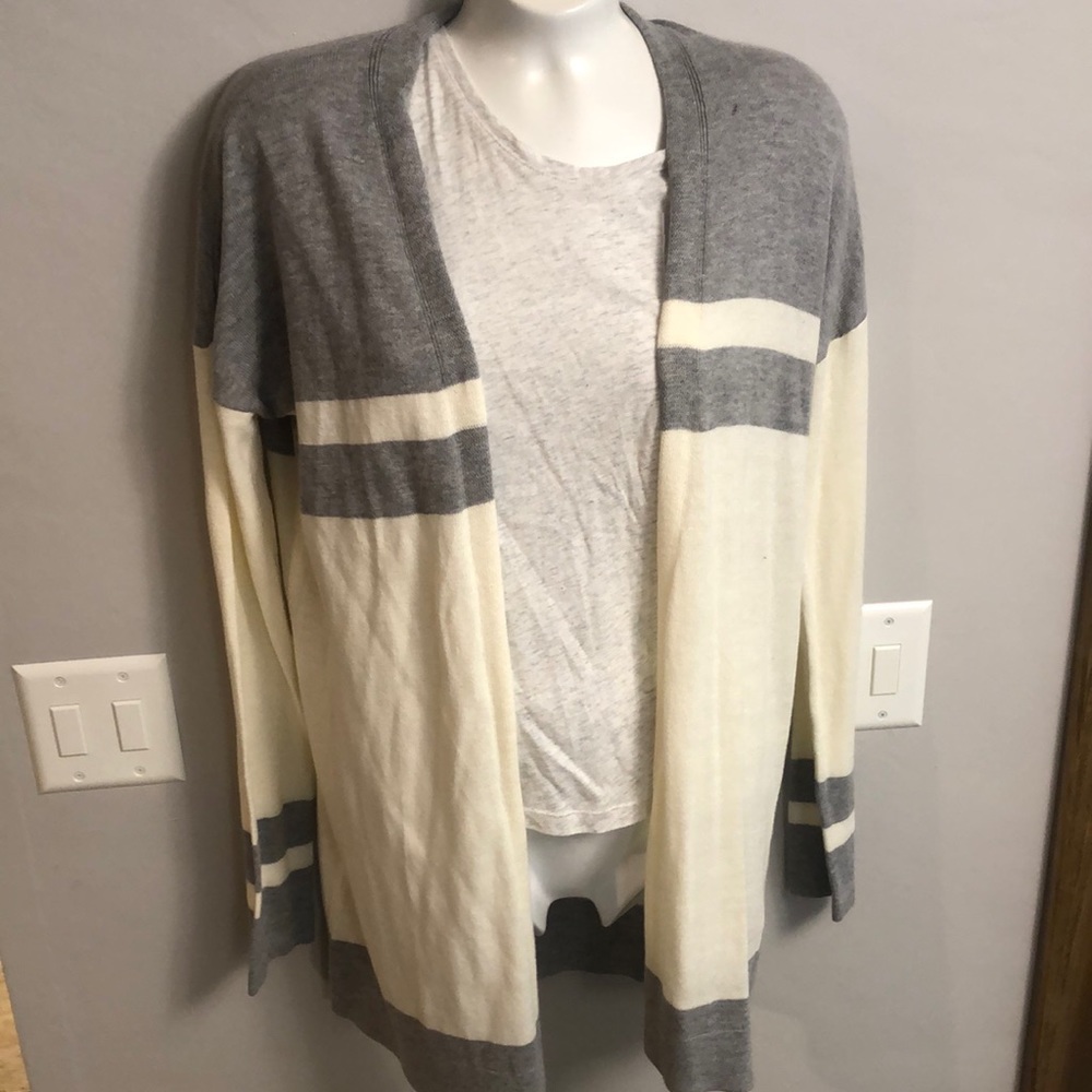 Gap cardigan sweater